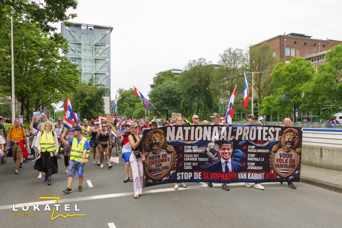 Demonstratie Nationaal Protest in Centrum