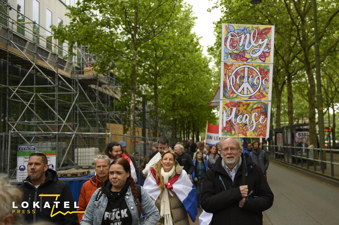 Protestmars tegen immigratiebeleid rustig verlopen in Centrum