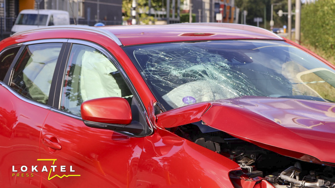 Gewonde bij harde botsing tussen twee auto’s in Schothorst